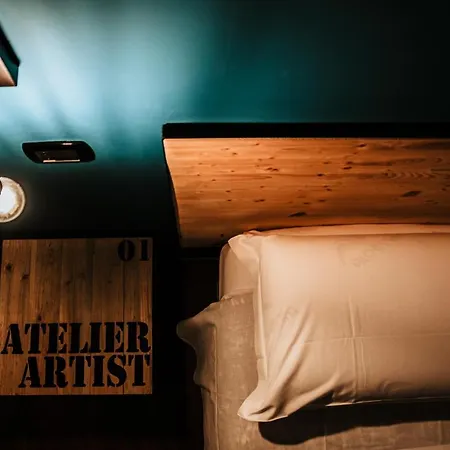 Alojamento de Acomodação e Pequeno-almoço Travel Station Bari