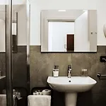 Travel Station 4*