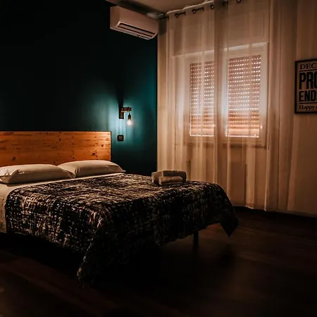 Bed & Breakfast Travel Station