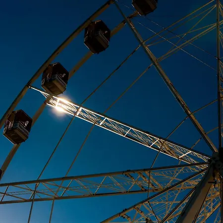 Bed & Breakfast Travel Station 4*