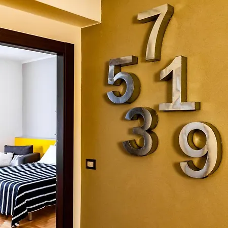 Bed & Breakfast Travel Station