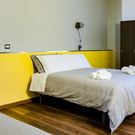 Bed and Breakfast Travel Station 4*