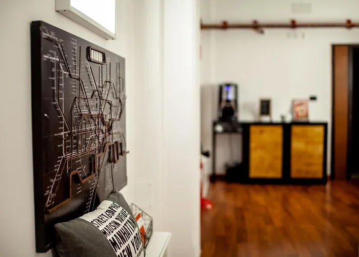 Bed & Breakfast Travel Station