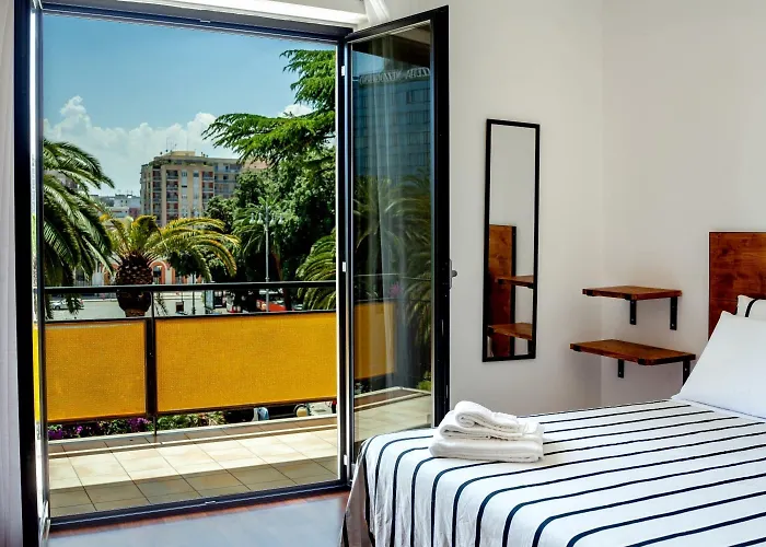 Bed & Breakfast Travel Station 4*