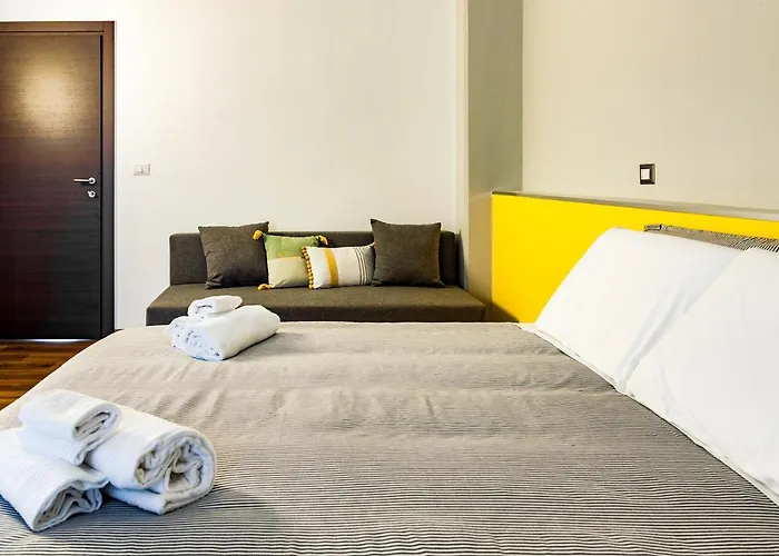 Bed & Breakfast Travel Station